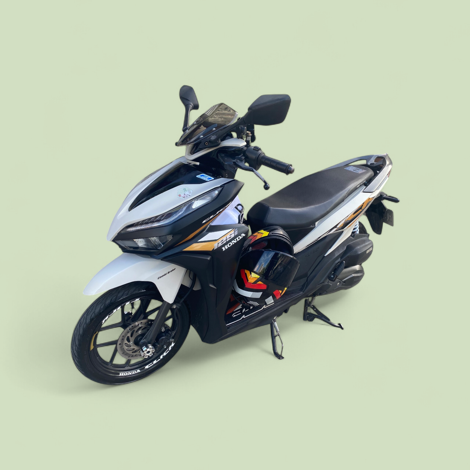 HONDA CLICK 125 FI (WHITE) 2021
